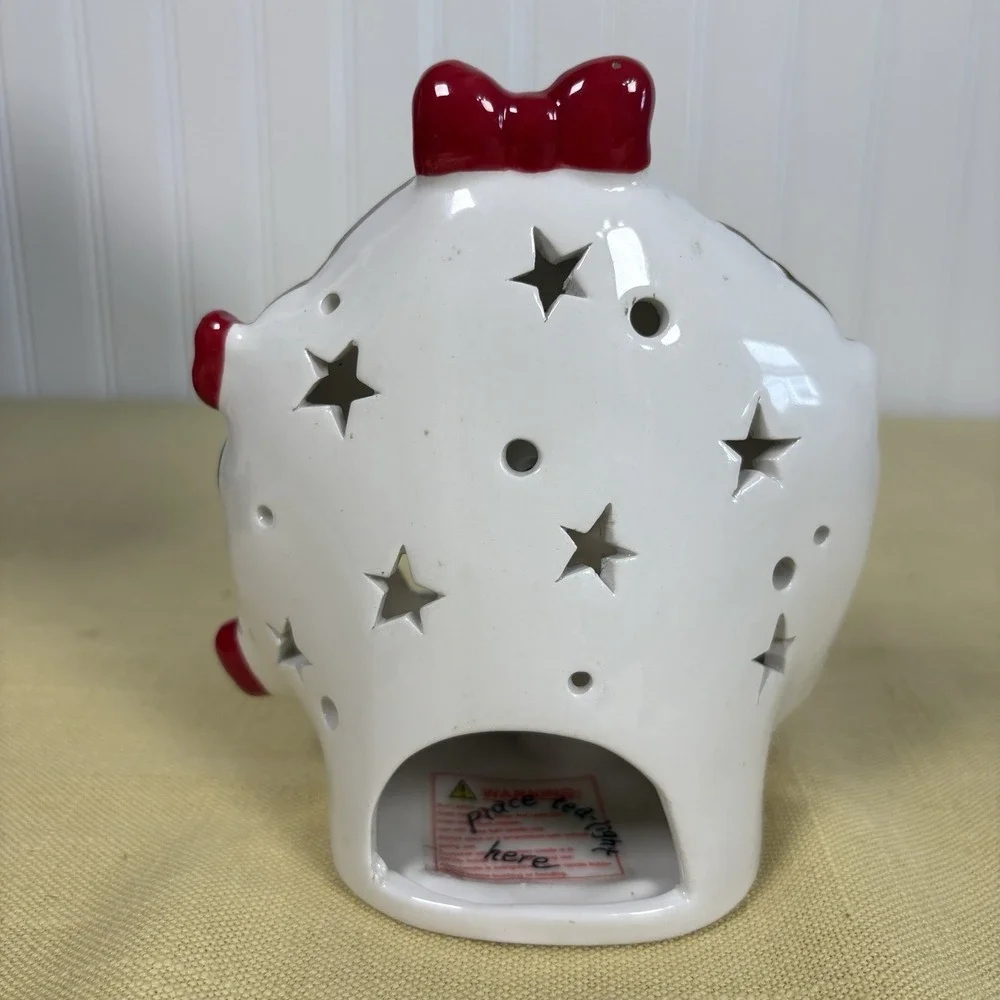 Blue Sky Clayworks Hello Kitty Wreath with Presents Christmas Tealight Holder